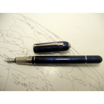 Alfred Dunhill Of London Side Car Fountain PenAlfred Dunhill Of London Side Car Fountain Pen